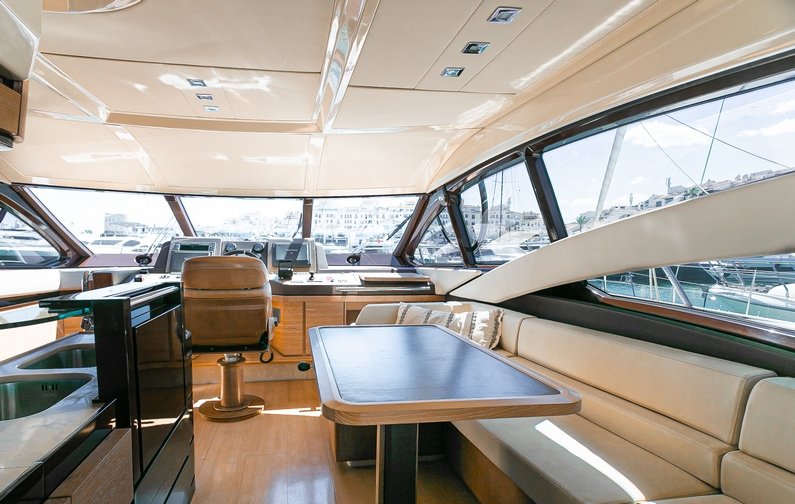 azimut 58 fly 15
