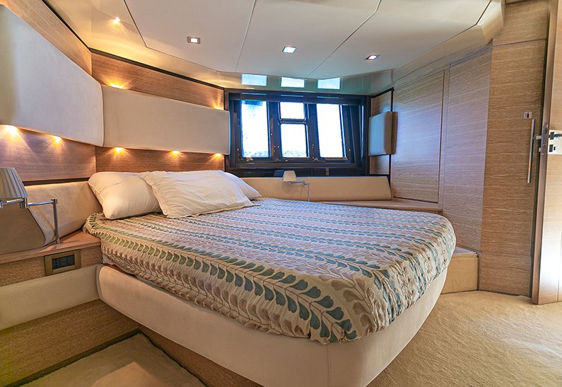 azimut 58 fly 28